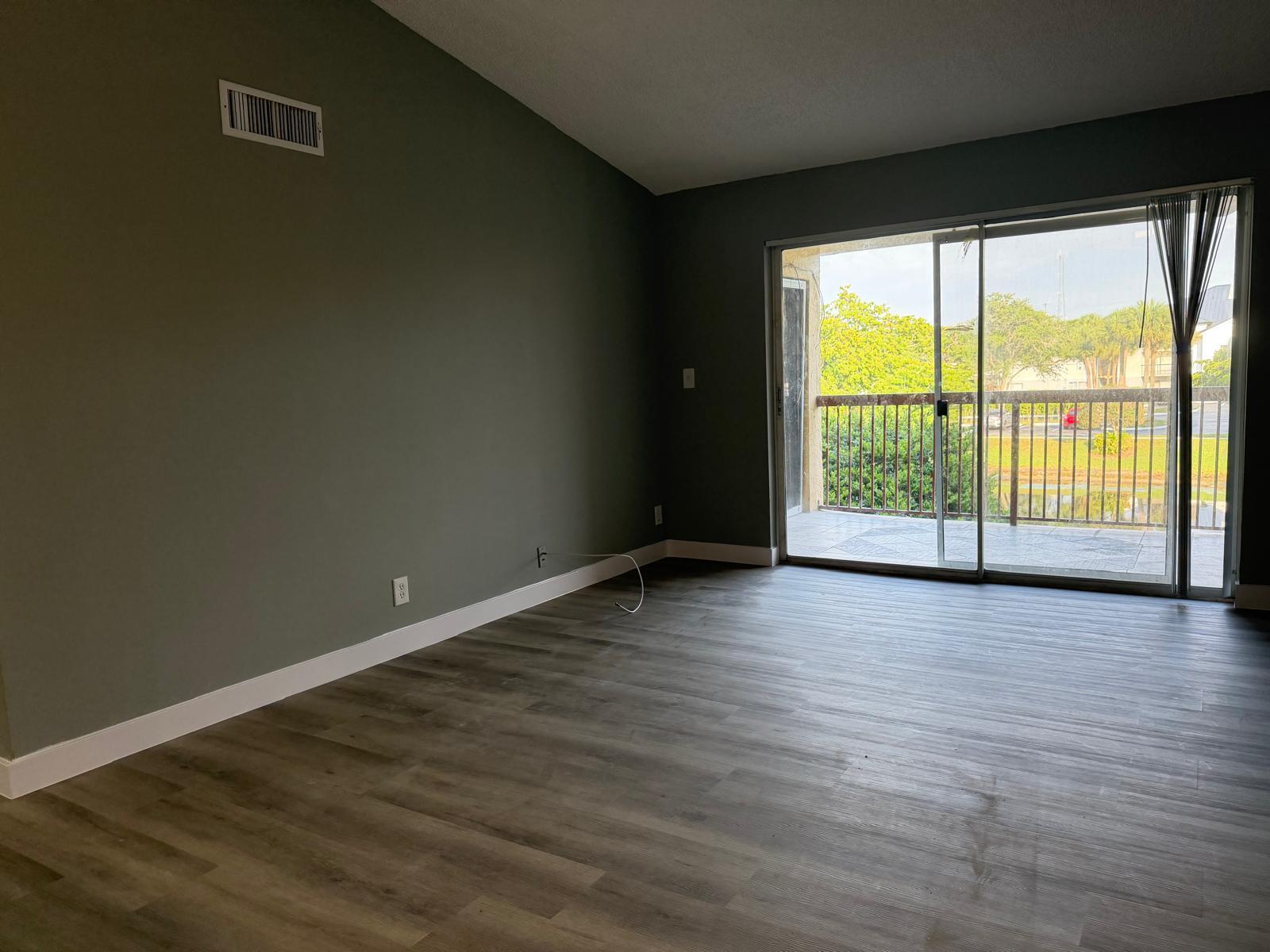 7670 WESTWOOD #715, Tamarac FL 33321