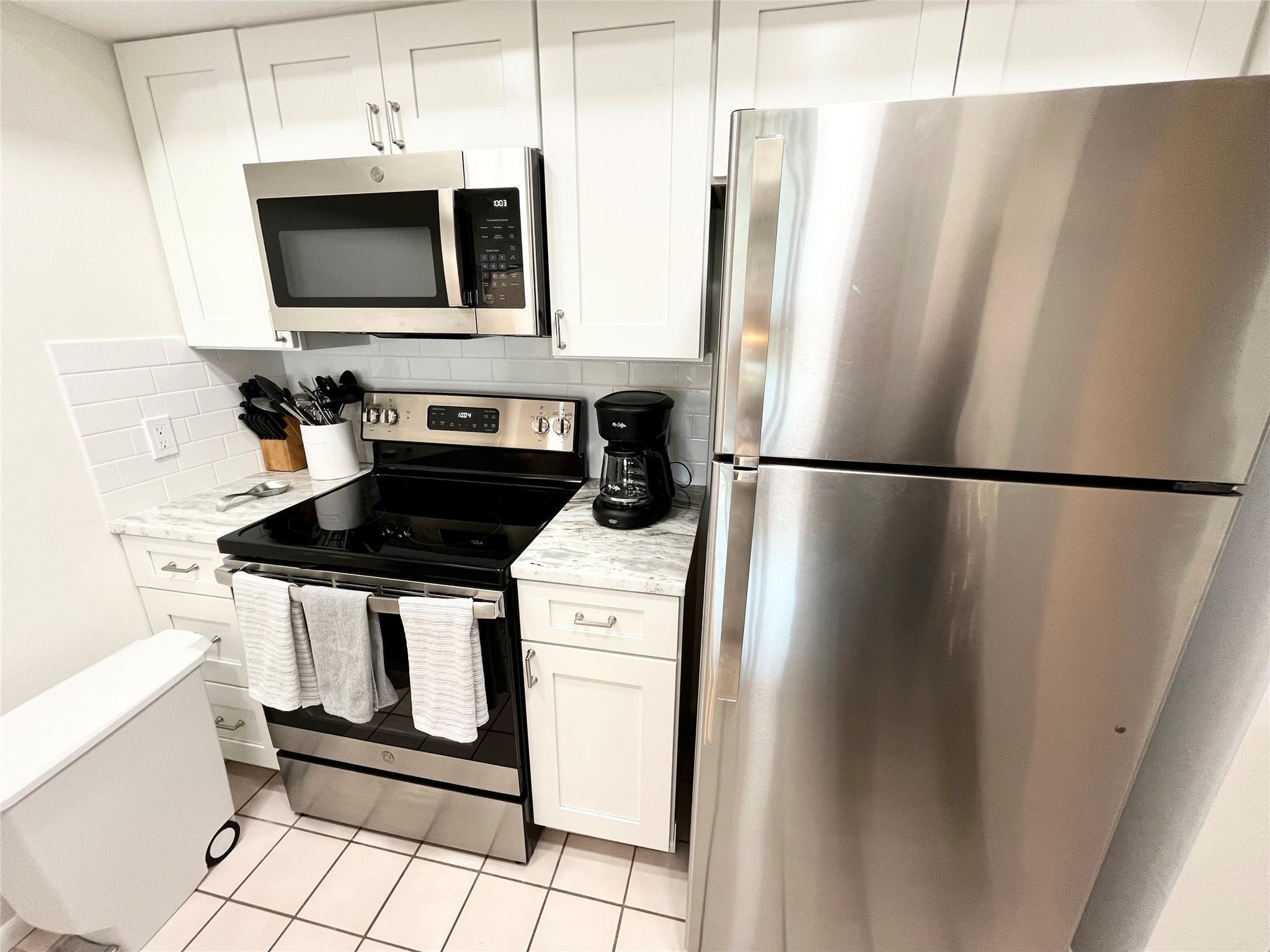 40 NE PLANTATION #410, Hutchinson Island FL 34996