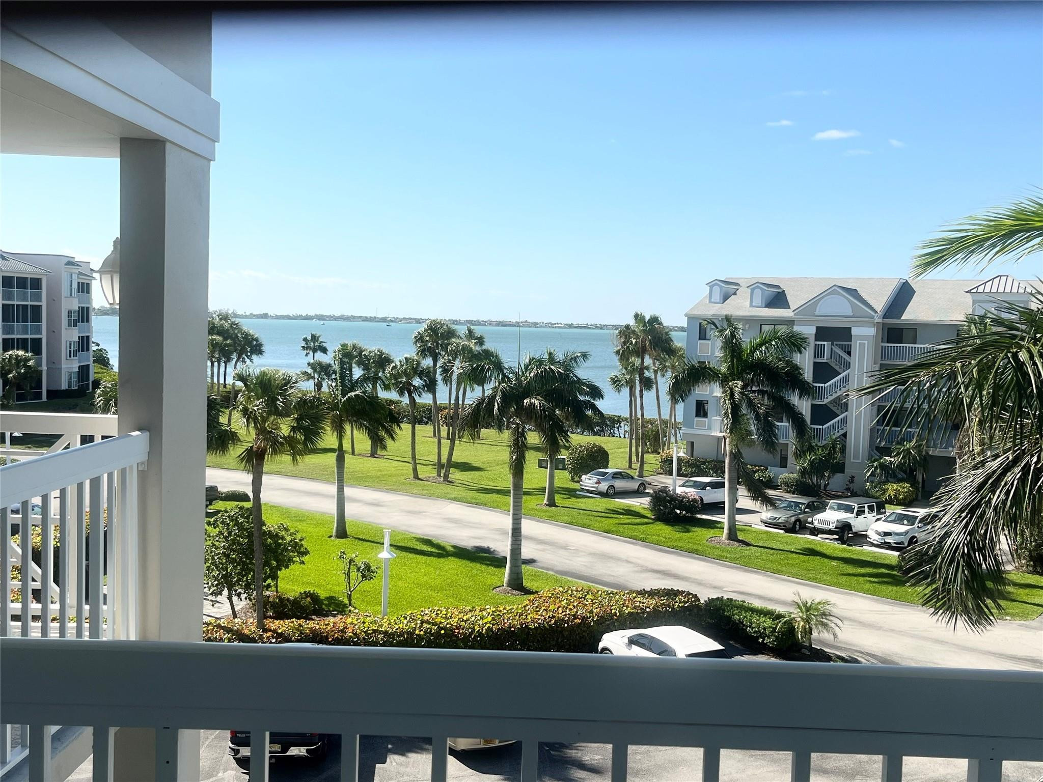 40 NE PLANTATION #410, Hutchinson Island FL 34996
