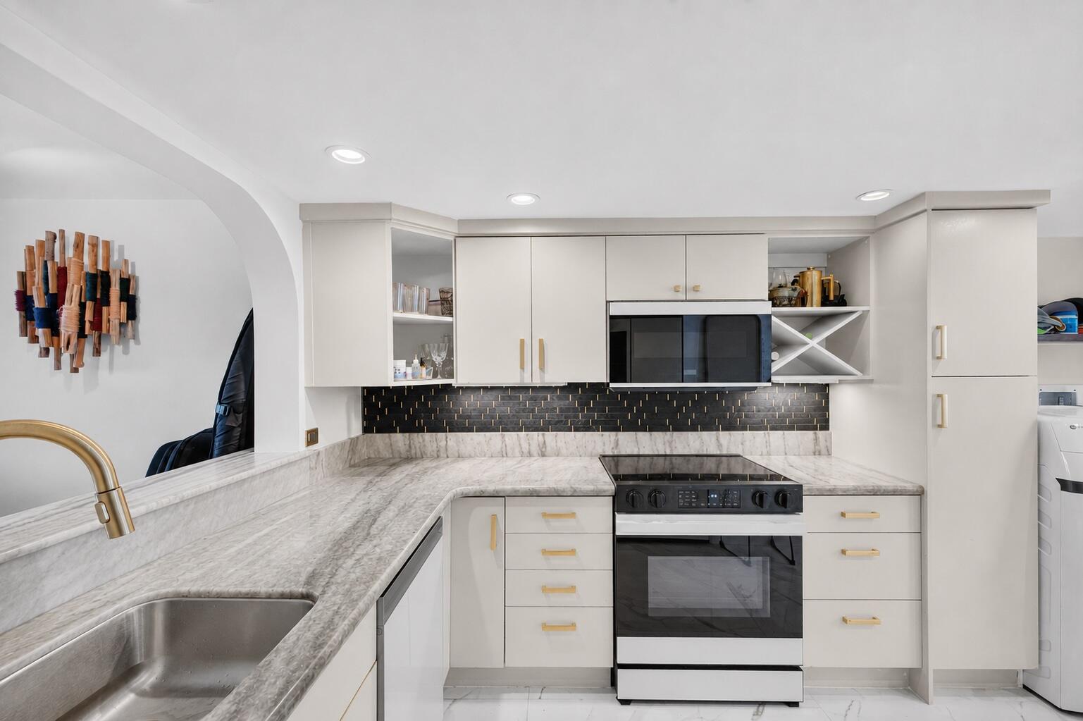 2000 S OCEAN #608, Fort Lauderdale FL 33316