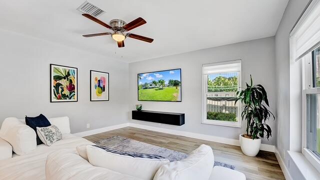 722 SW 28th, Boynton Beach FL 33435