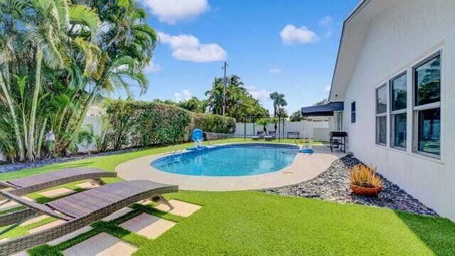 722 SW 28th, Boynton Beach FL 33435