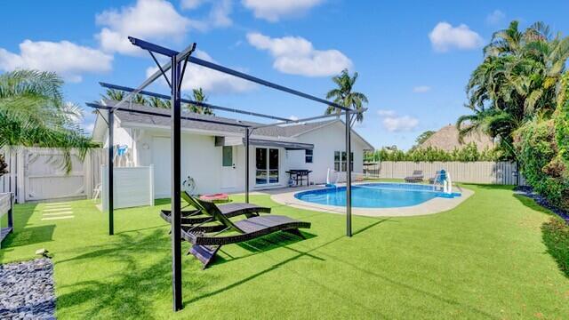 722 SW 28th, Boynton Beach FL 33435