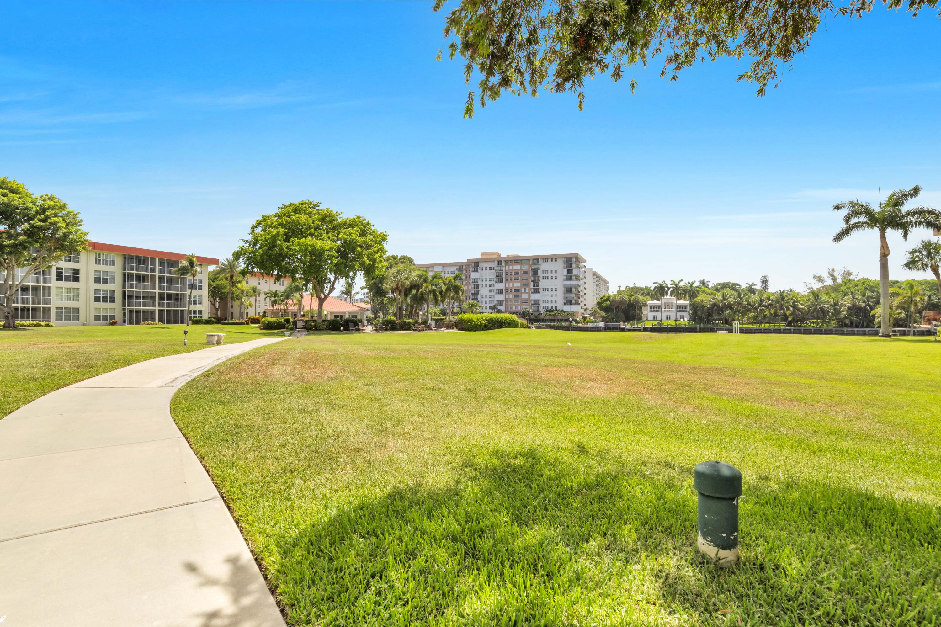 3000 NE 48TH #402, Lighthouse Point FL 33064