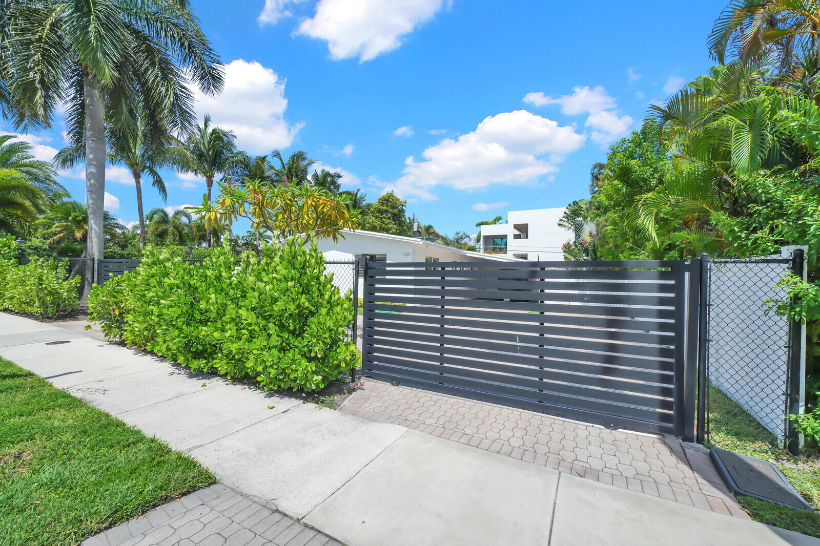1321 CORDOVA, Fort Lauderdale FL 33316