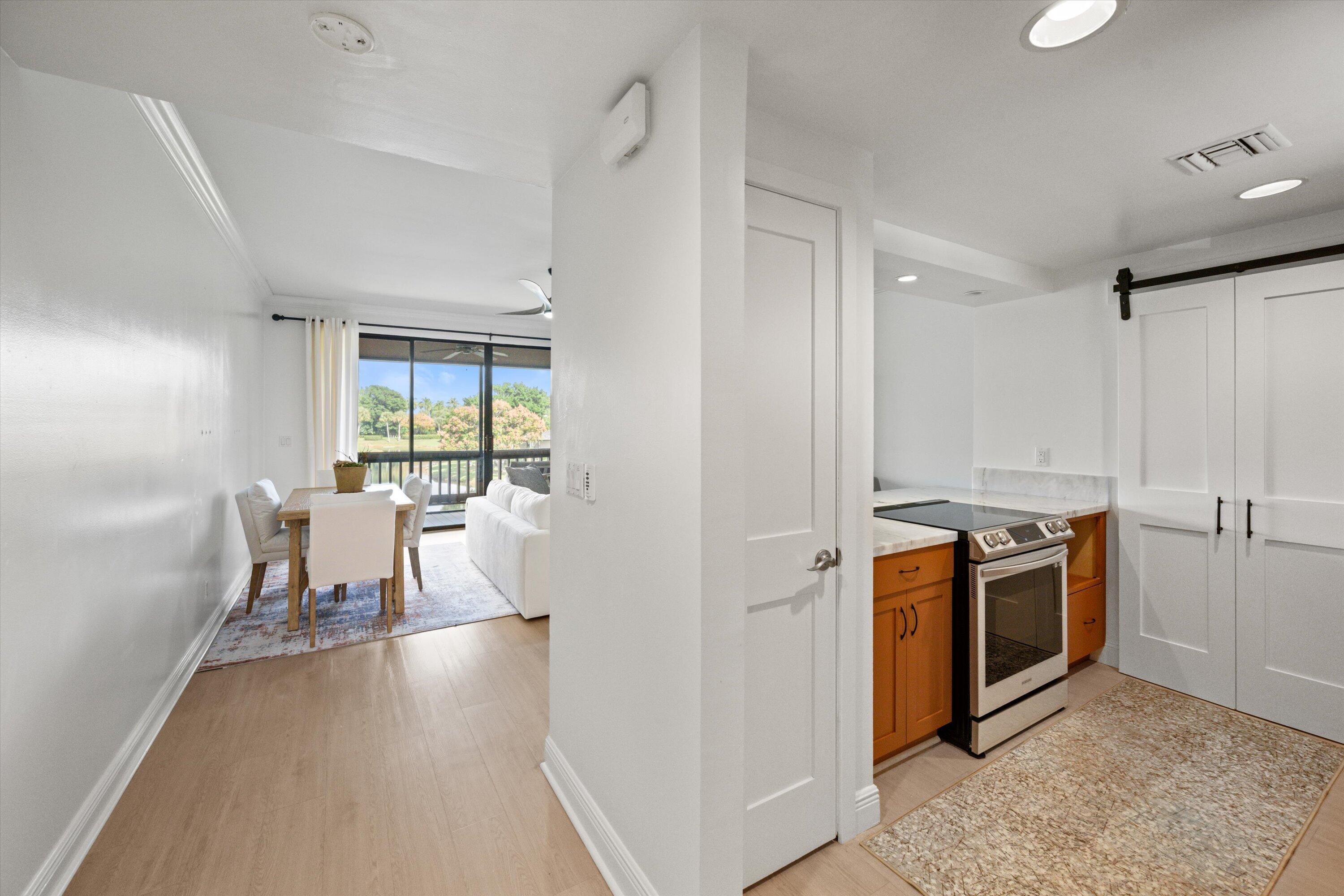 11842 PEBBLEWOOD #202, Wellington FL 33414