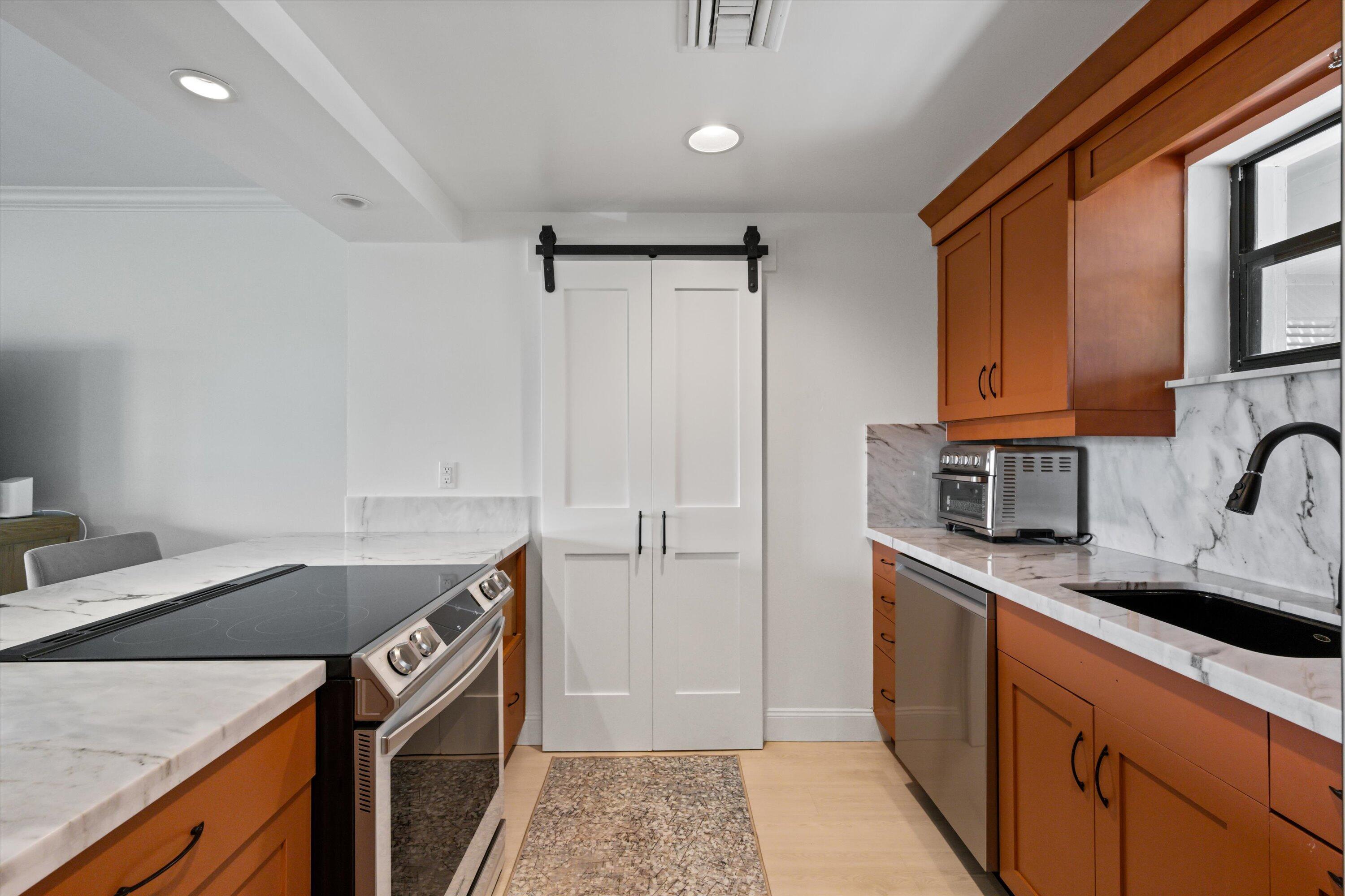 11842 PEBBLEWOOD #202, Wellington FL 33414