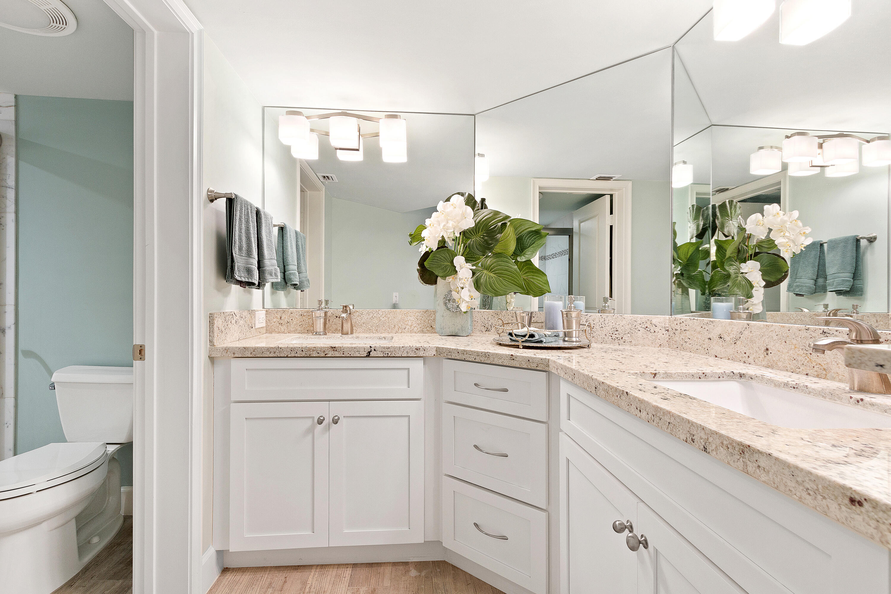 204 SEA OATS #D, Juno Beach FL 33408