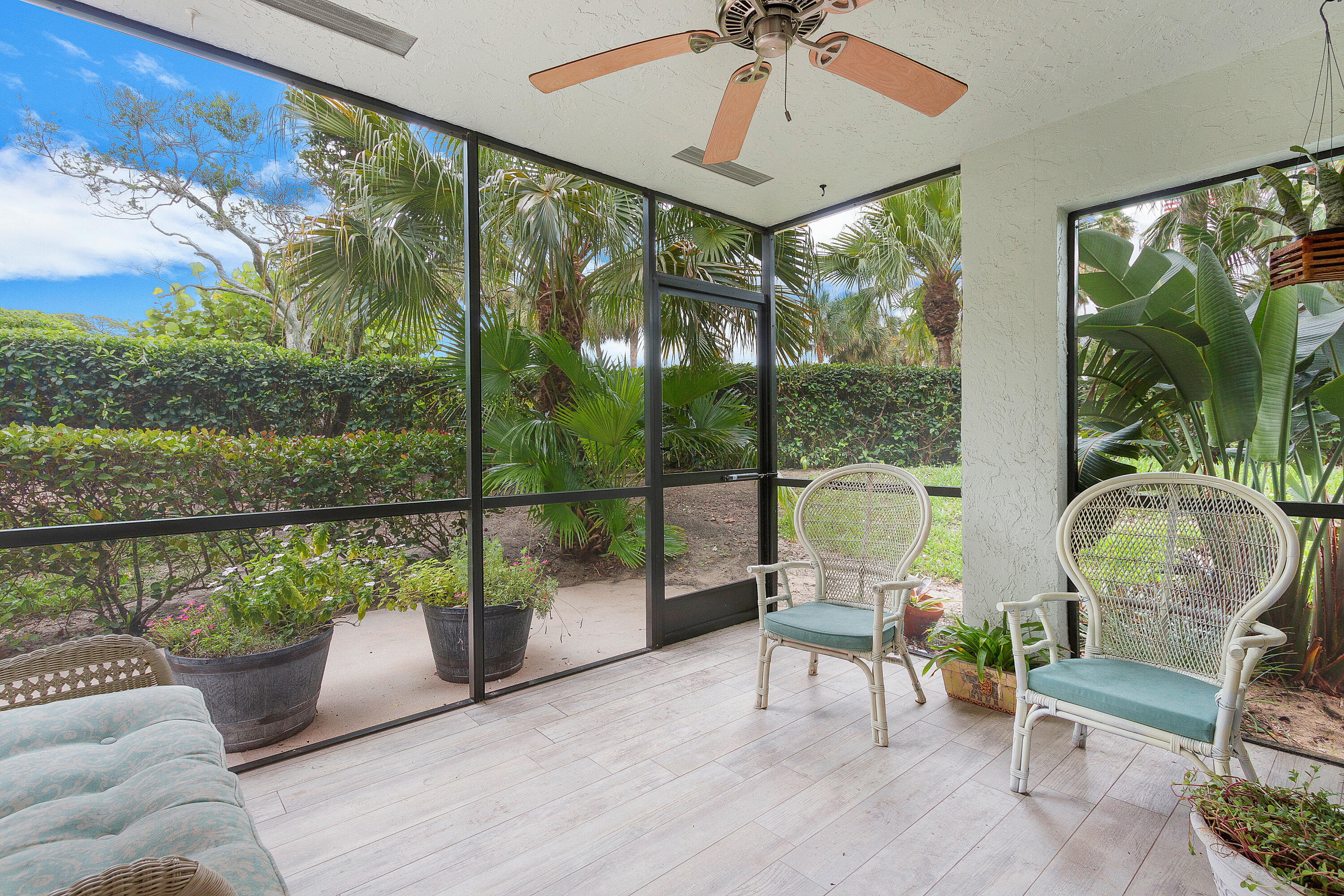 204 SEA OATS #D, Juno Beach FL 33408