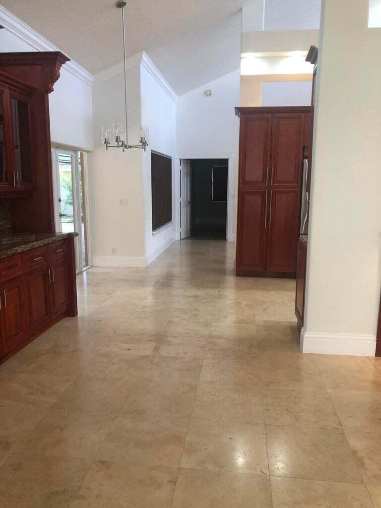 8649 NW 57th, Coral Springs FL 33067