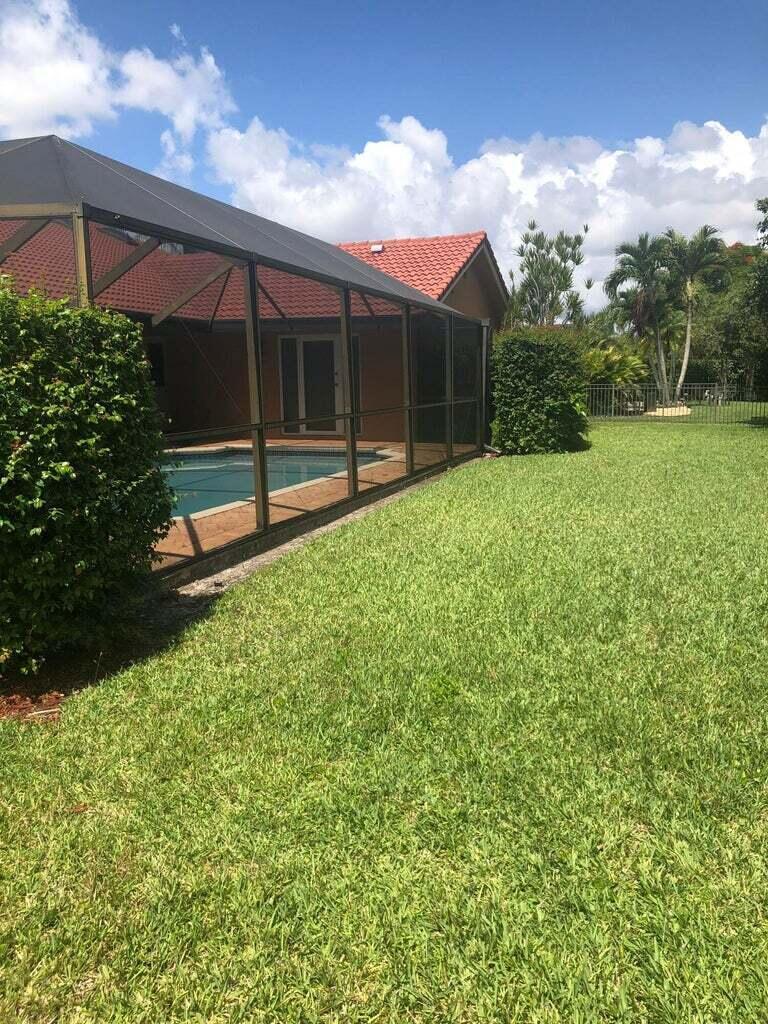 8649 NW 57th, Coral Springs FL 33067