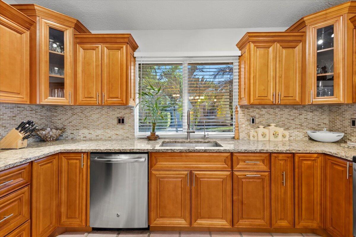 6700 VIA REGINA, Boca Raton FL 33433