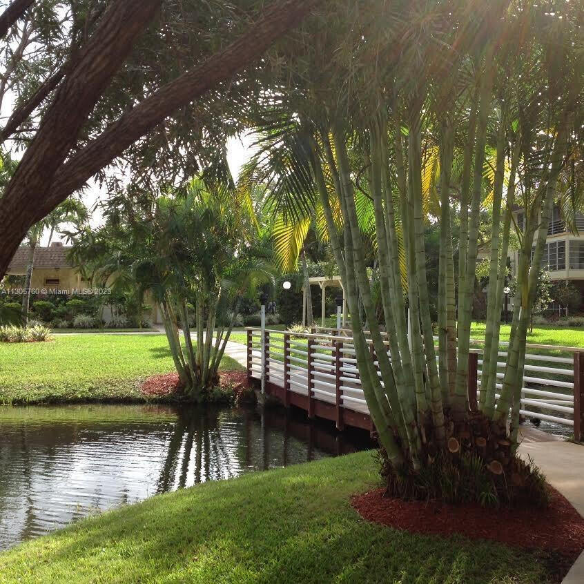 5041 W OAKLAND PARK #111, Lauderdale Lakes FL 33313