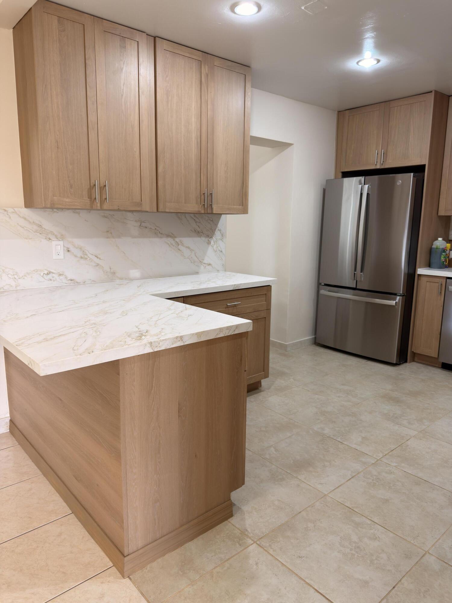 7500 SW 98TH, Miami FL 33173