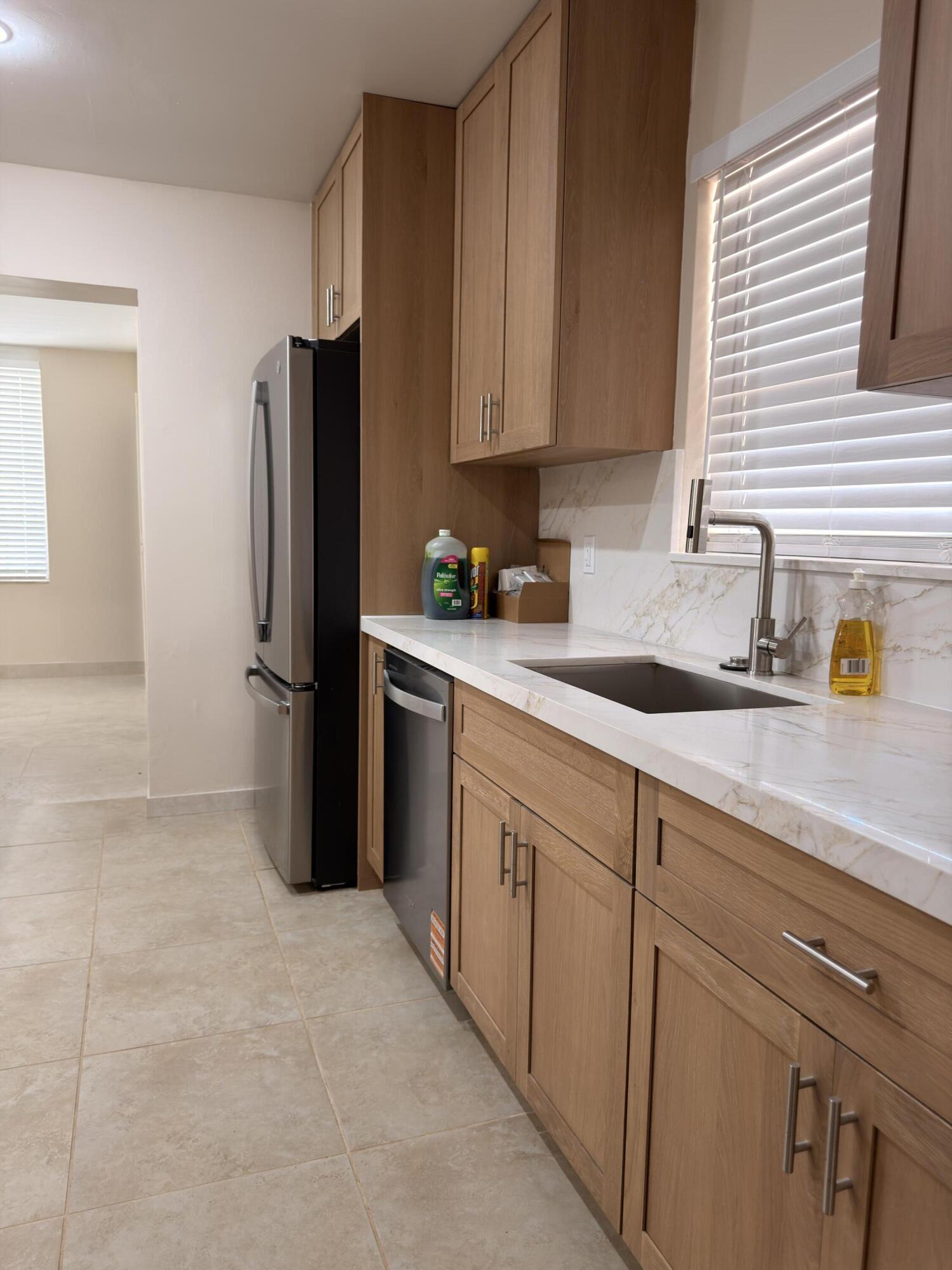 7500 SW 98TH, Miami FL 33173
