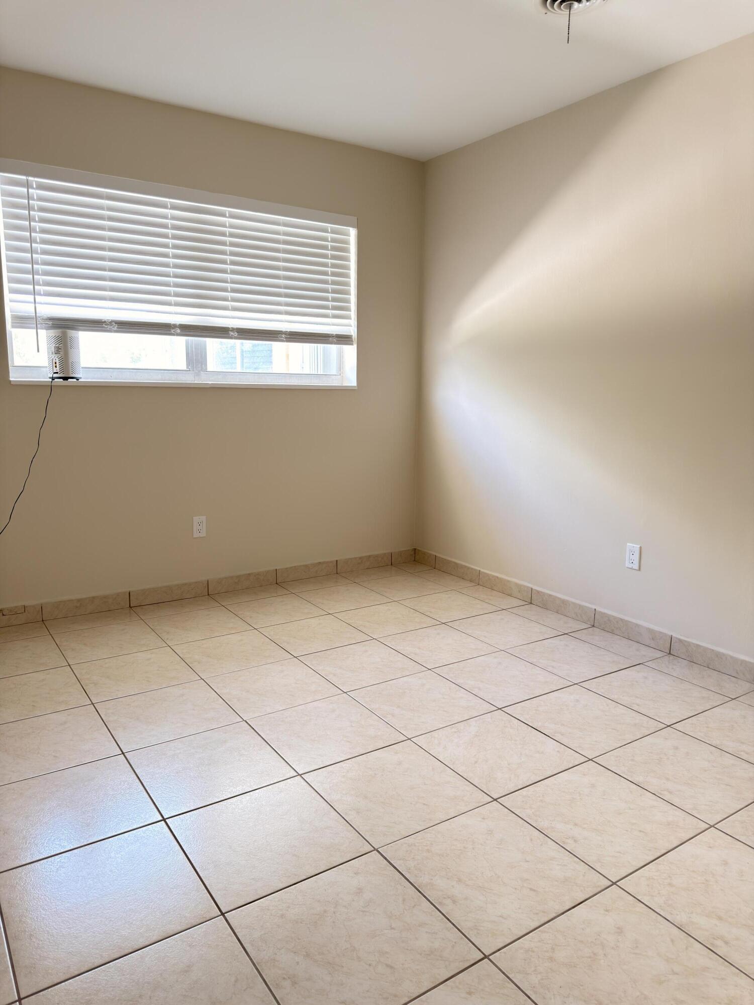 7500 SW 98TH, Miami FL 33173
