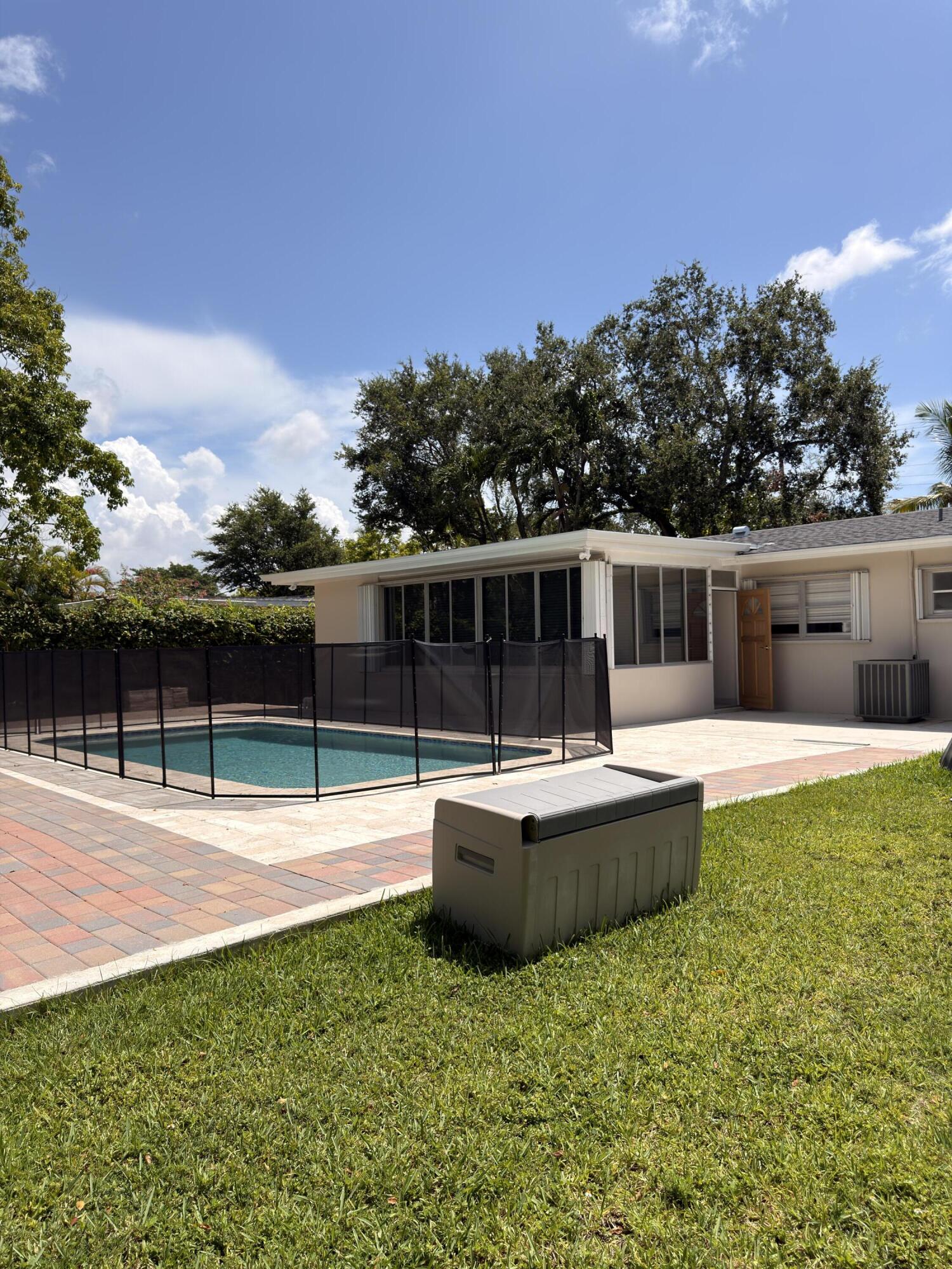 7500 SW 98TH, Miami FL 33173