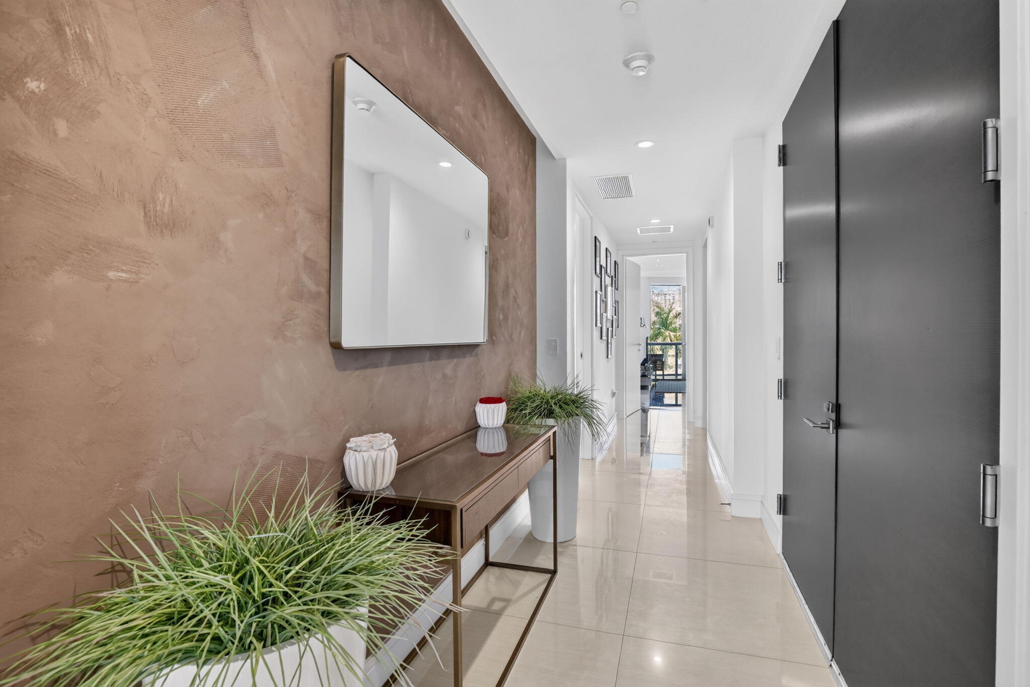 3250 NE 188th #201, Aventura FL 33180