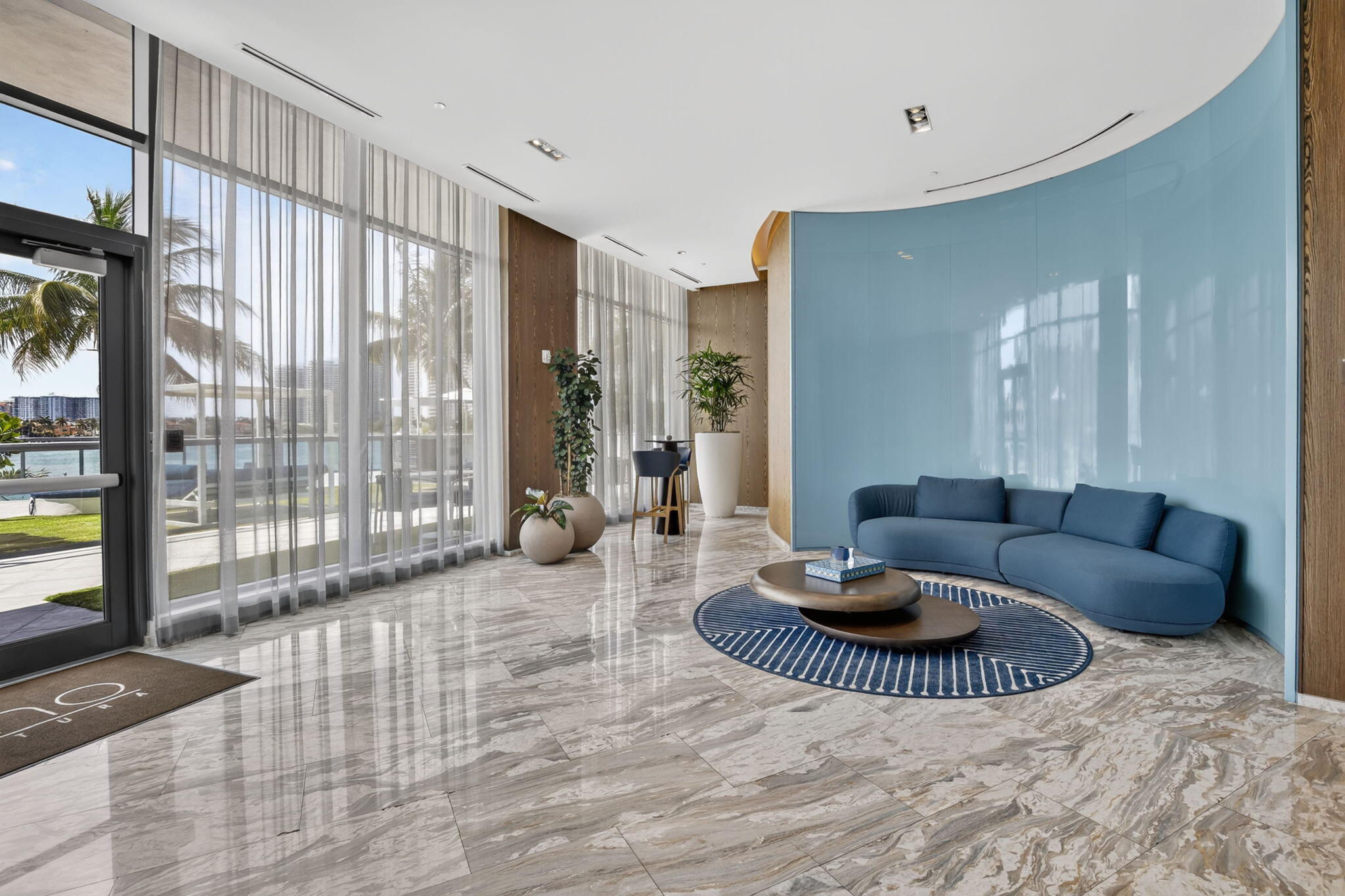 3250 NE 188th #201, Aventura FL 33180
