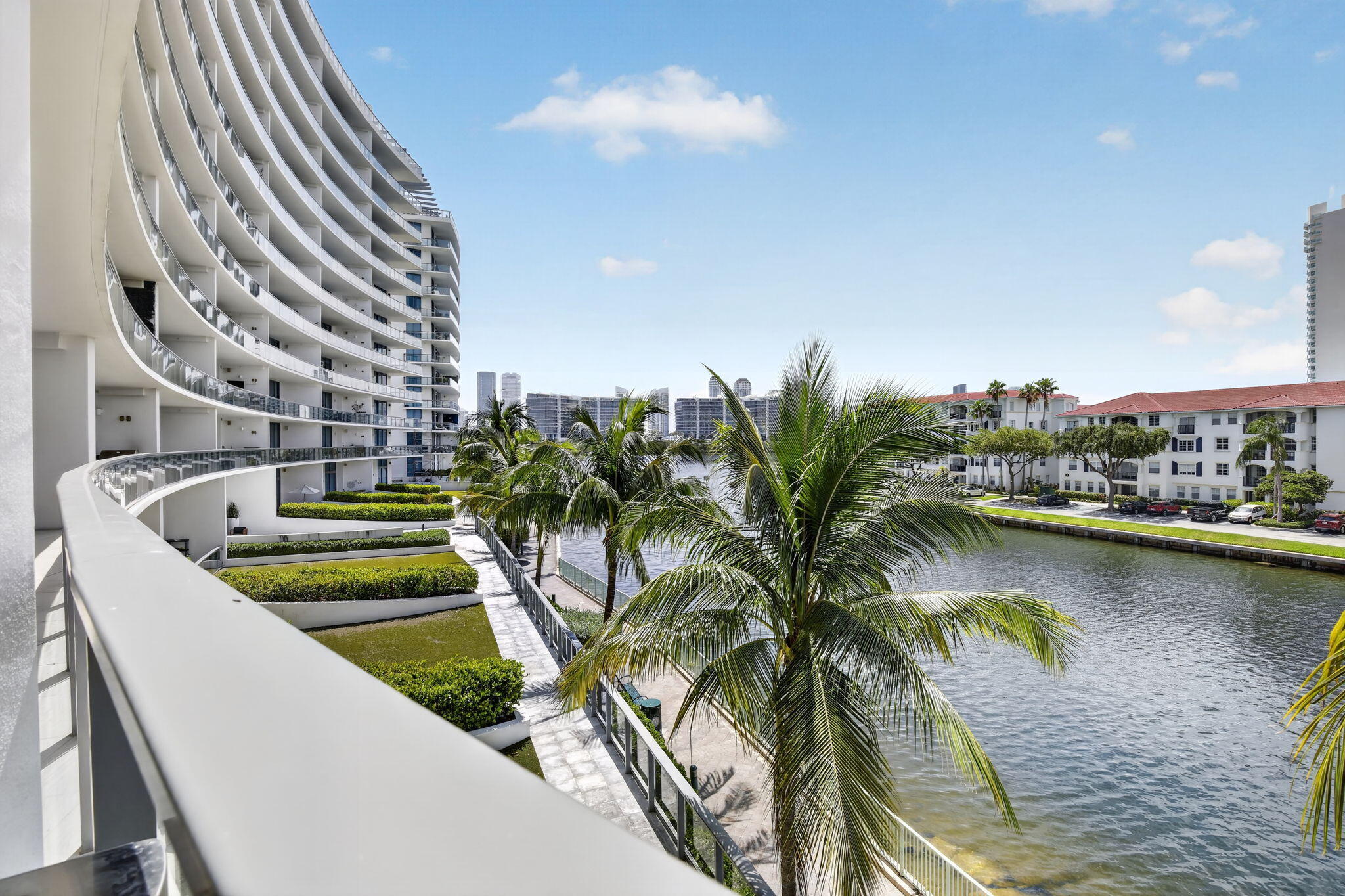 3250 NE 188th #201, Aventura FL 33180