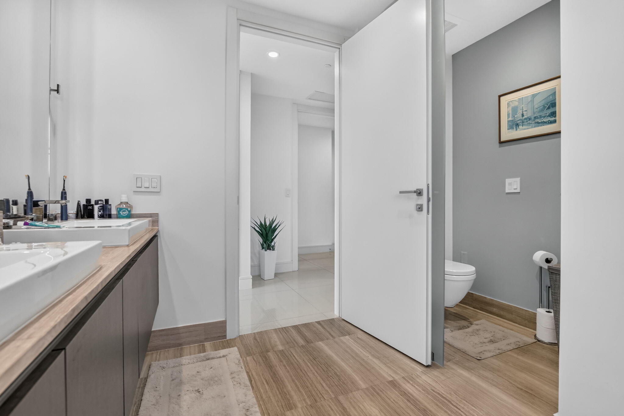 3250 NE 188th #201, Aventura FL 33180