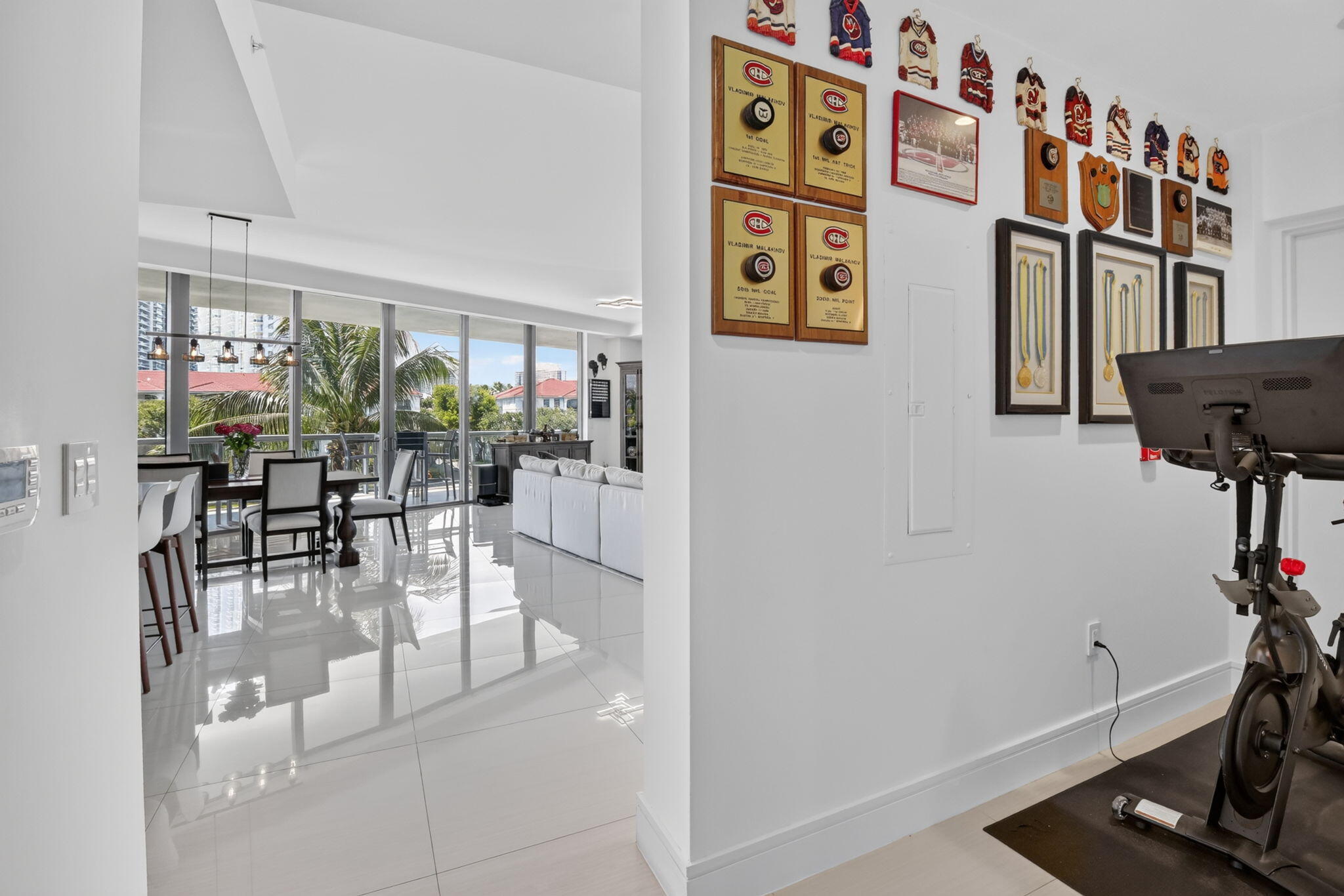 3250 NE 188th #201, Aventura FL 33180