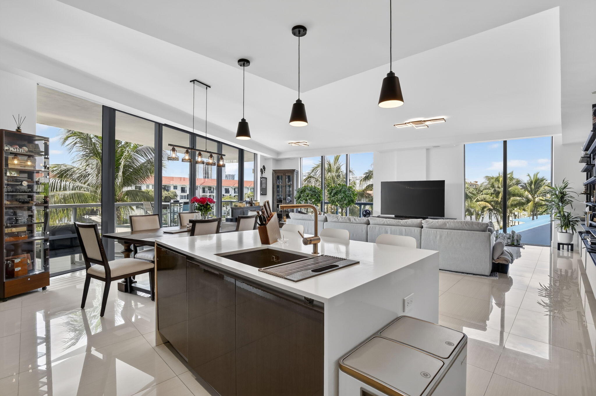 3250 NE 188th #201, Aventura FL 33180