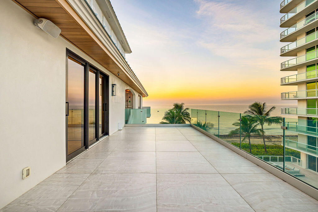 3425 S Ocean #PH401, Highland Beach FL 33487