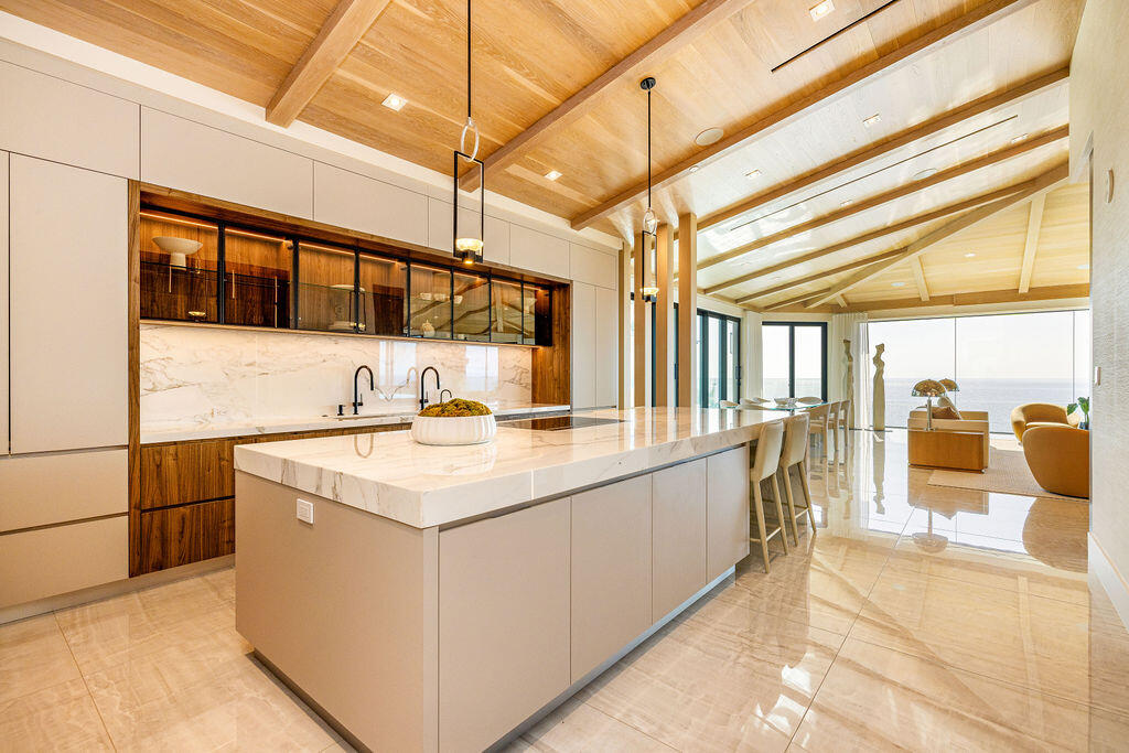 3425 S Ocean #PH401, Highland Beach FL 33487