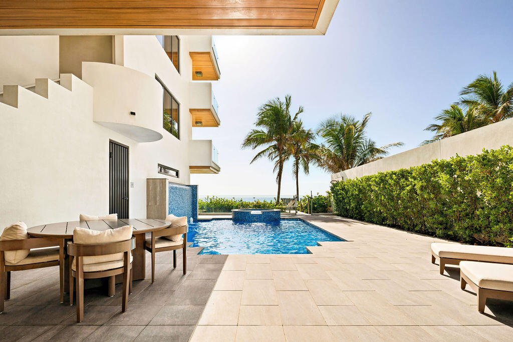 3425 S Ocean #PH401, Highland Beach FL 33487