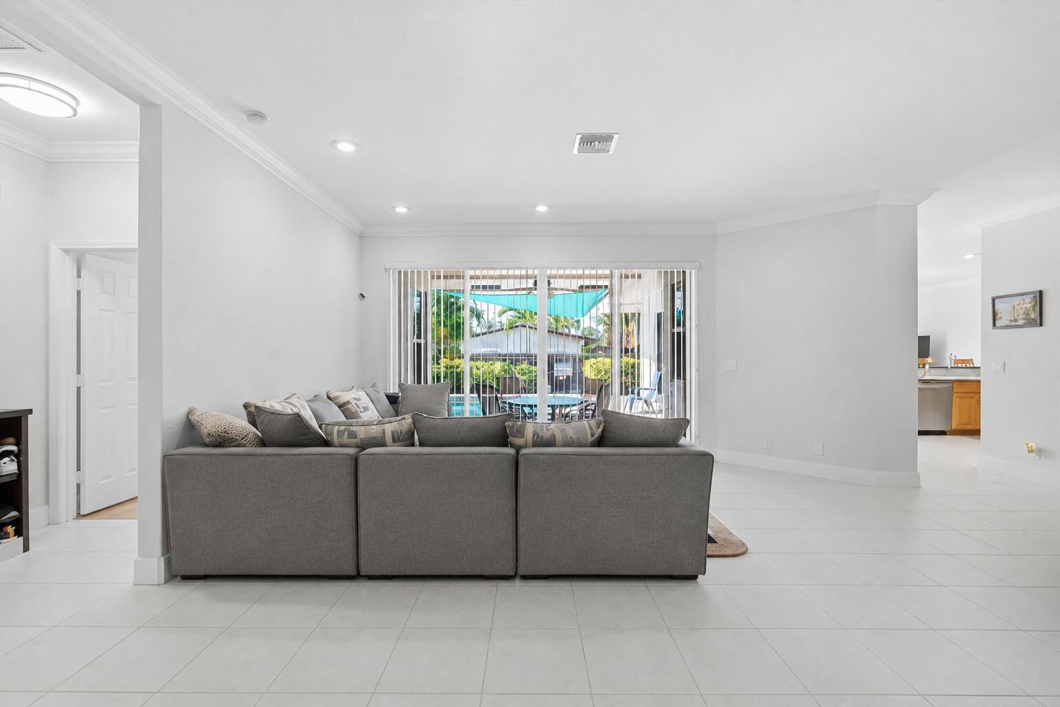 517 SE 7TH, Deerfield Beach FL 33441
