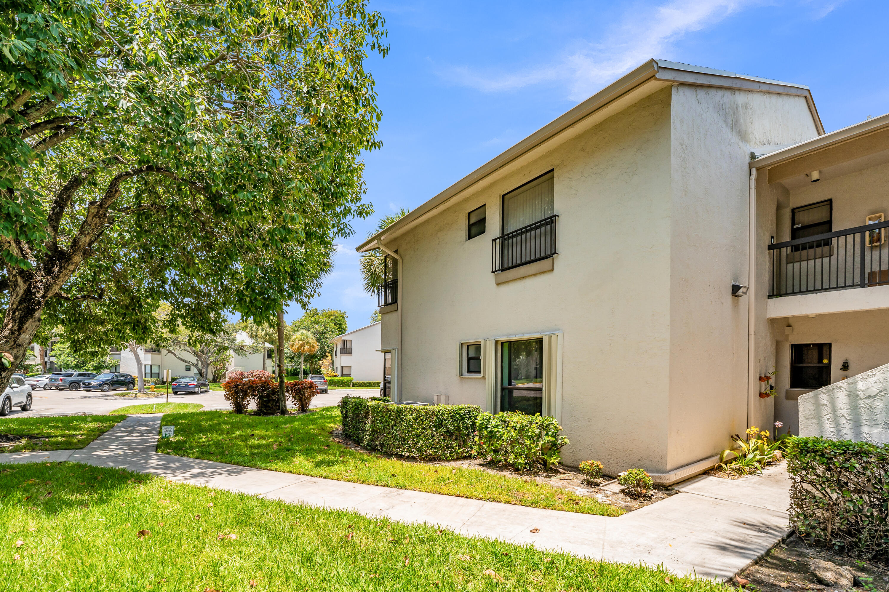 3729 NW 35th, Coconut Creek FL 33066