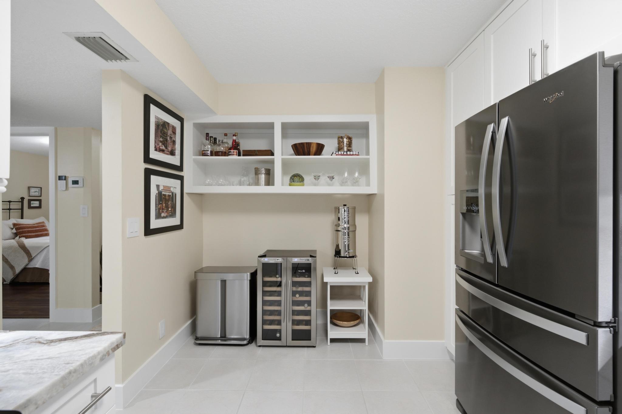 7232 FAIRFAX #205, Tamarac FL 33321