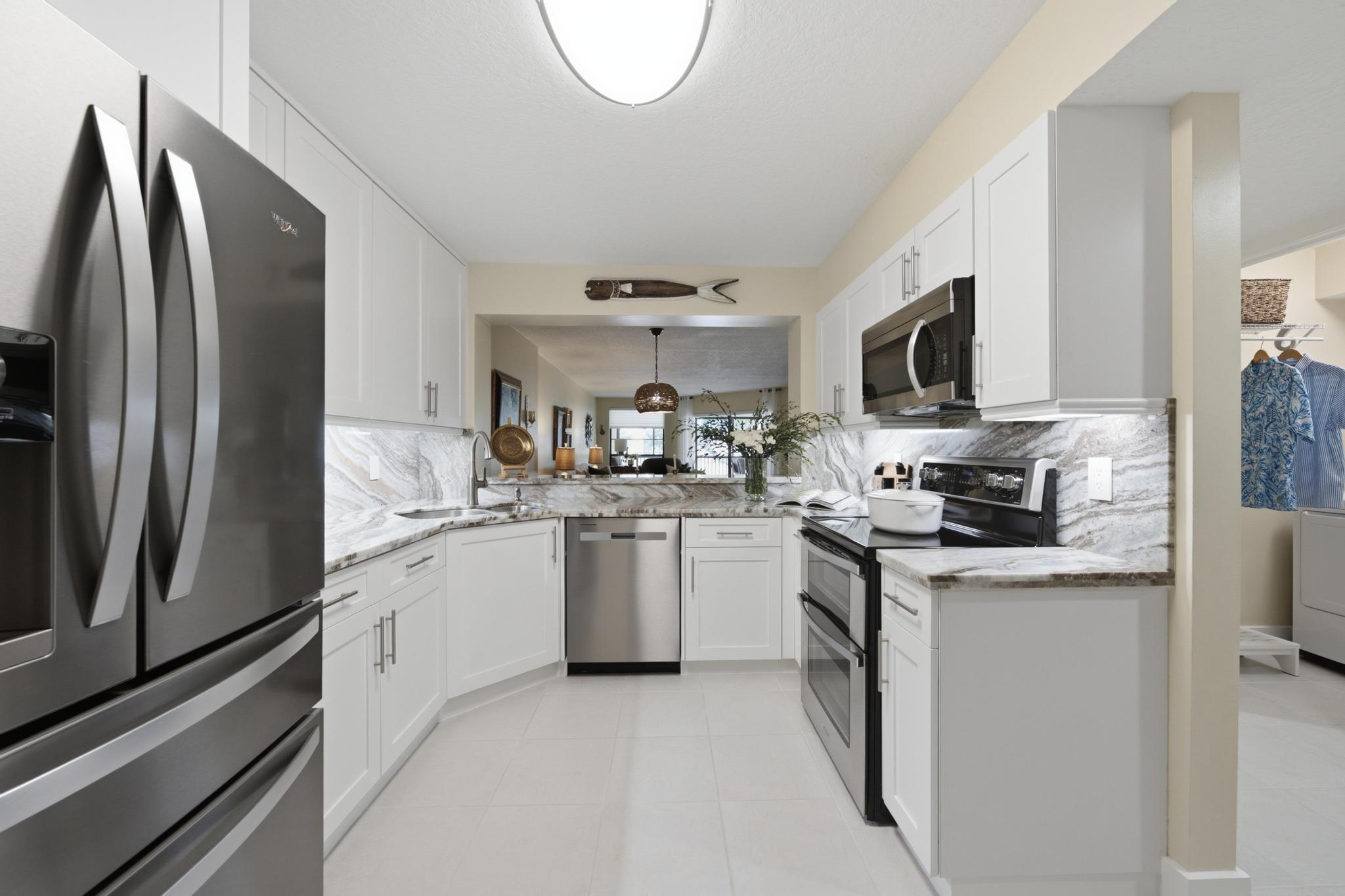 7232 FAIRFAX #205, Tamarac FL 33321