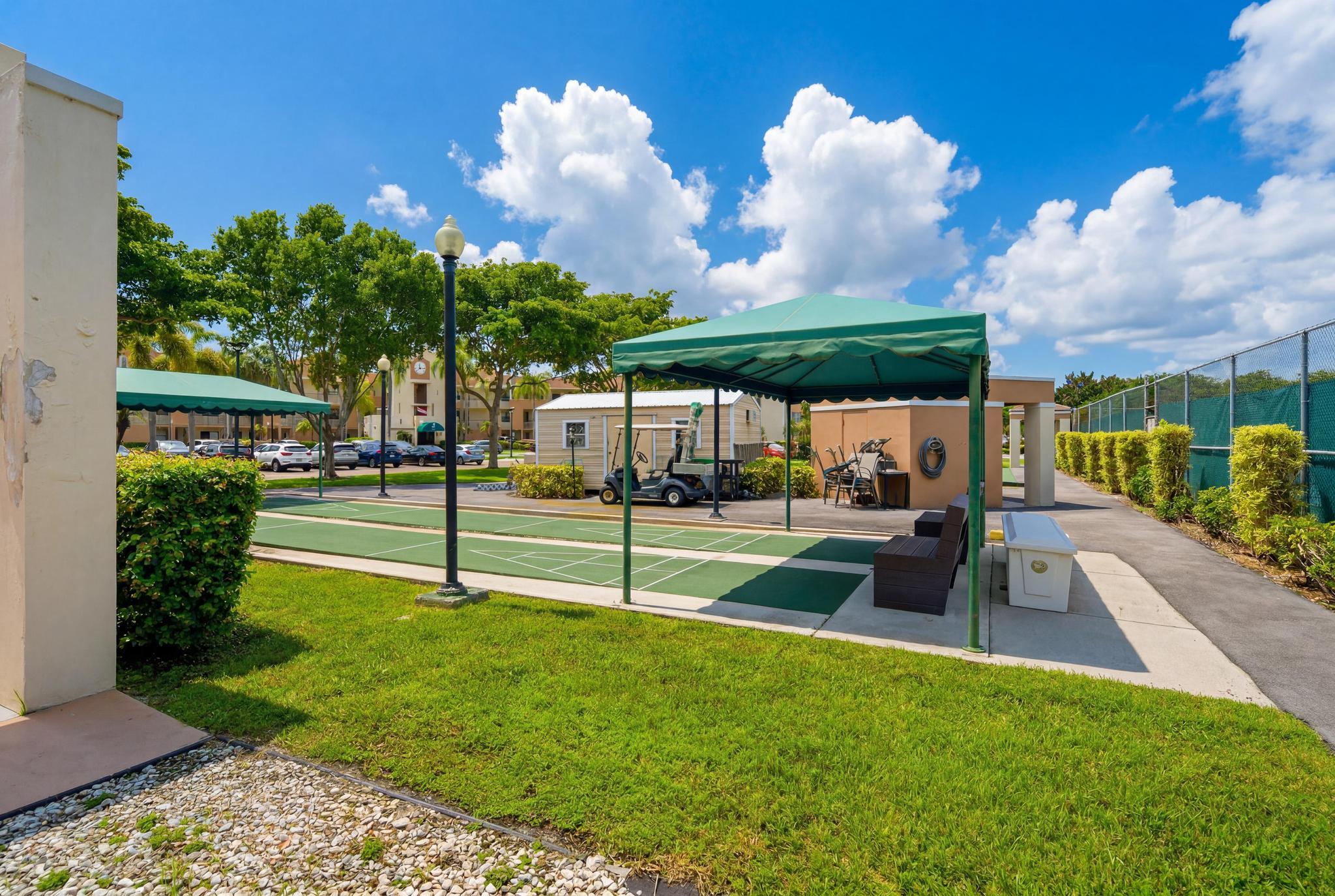 7232 FAIRFAX #205, Tamarac FL 33321