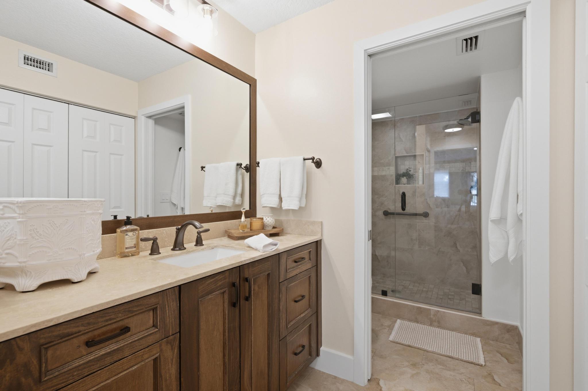 7232 FAIRFAX #205, Tamarac FL 33321