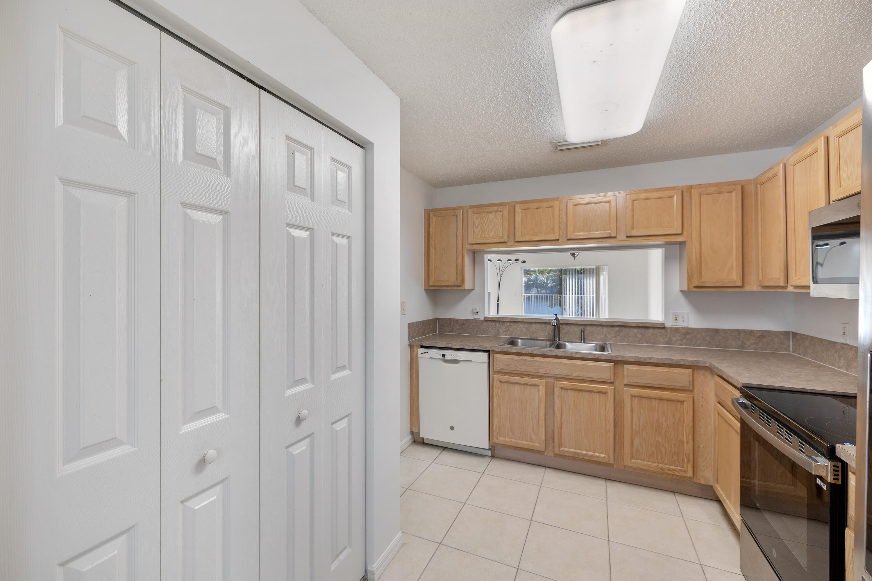 3800 WOODFIELD, Coconut Creek FL 33073
