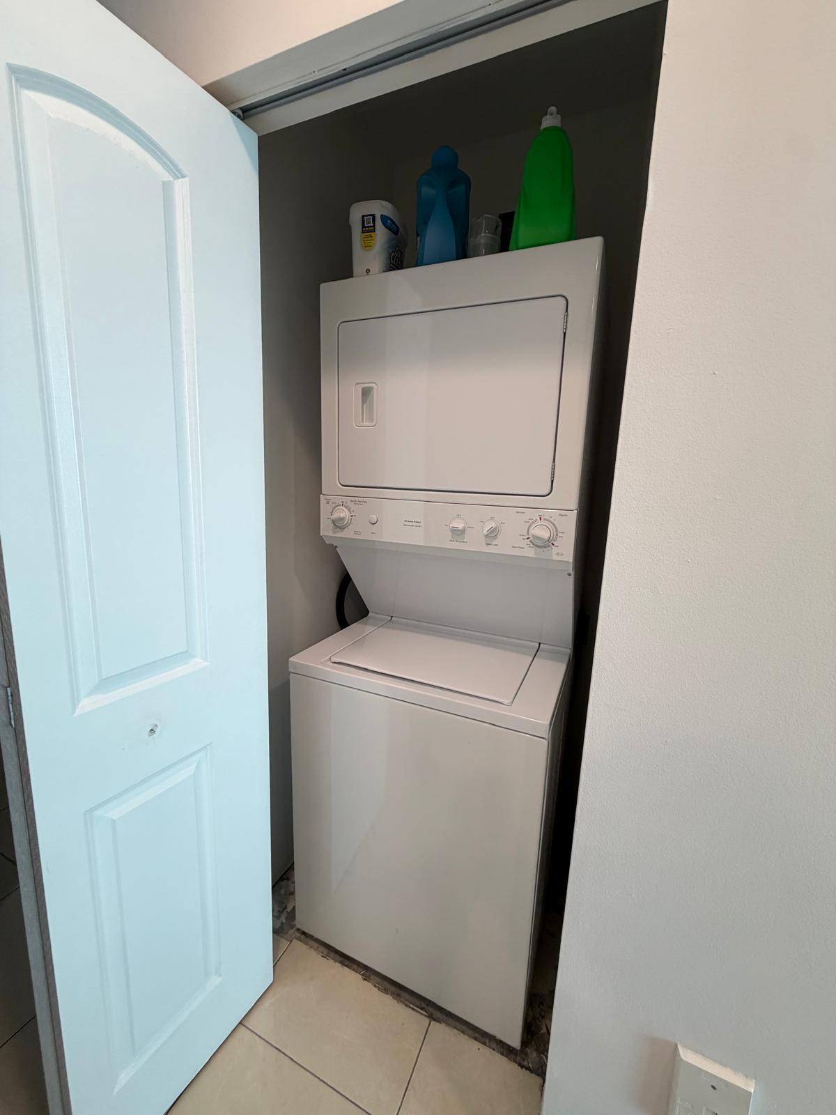 7930 EAST #1506, North Bay Village FL 33141