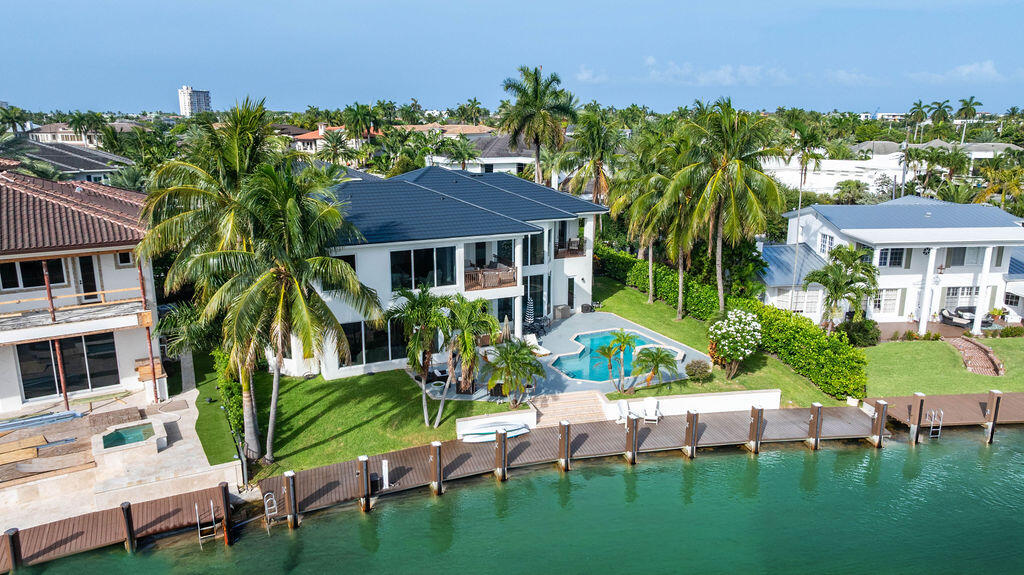2530 NE 31ST, Lighthouse Point FL 33064