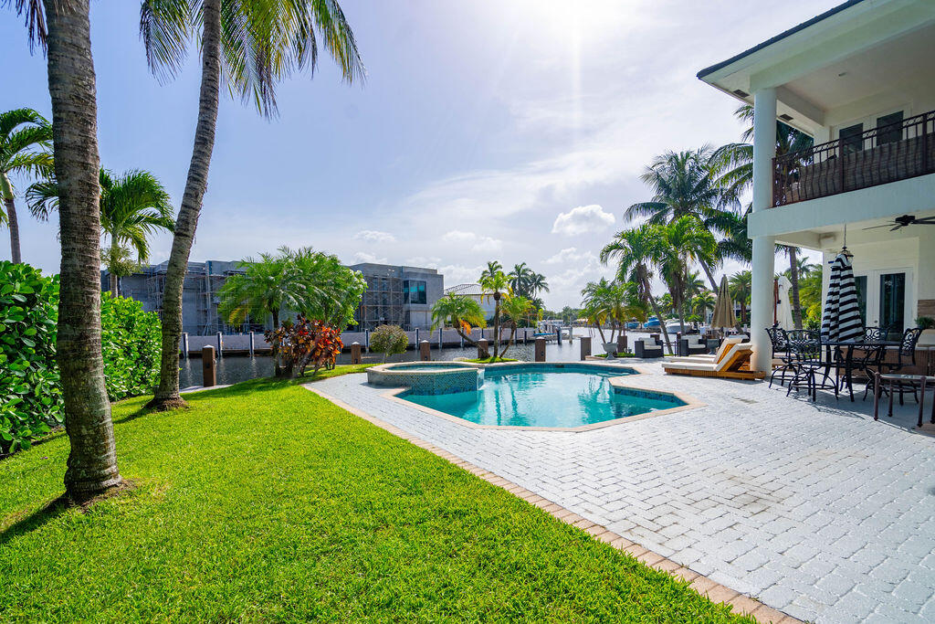 2530 NE 31ST, Lighthouse Point FL 33064
