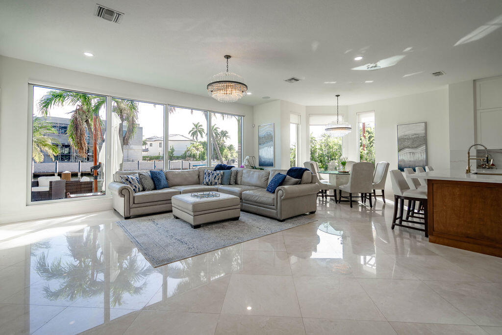 2530 NE 31ST, Lighthouse Point FL 33064