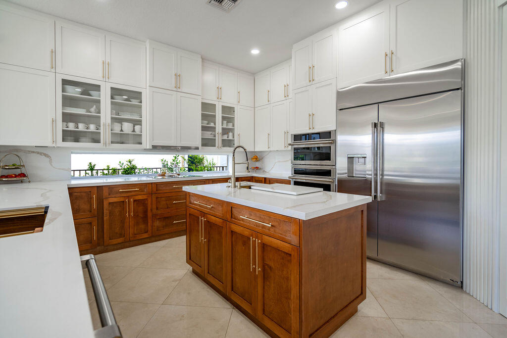 2530 NE 31ST, Lighthouse Point FL 33064