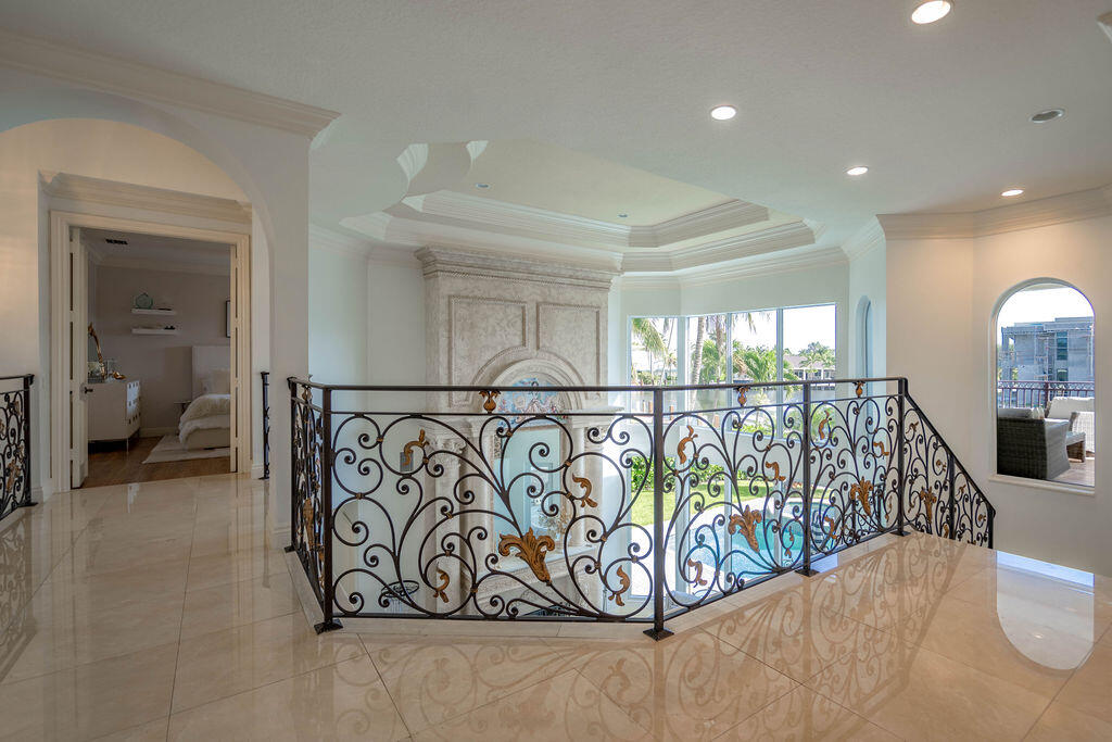 2530 NE 31ST, Lighthouse Point FL 33064