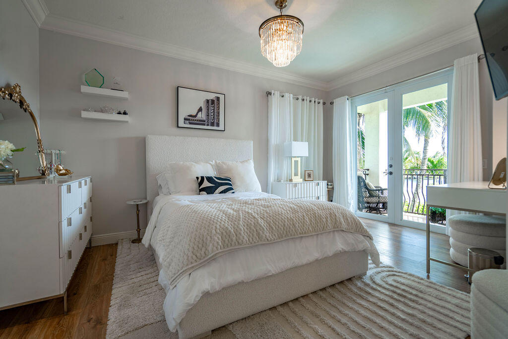 2530 NE 31ST, Lighthouse Point FL 33064
