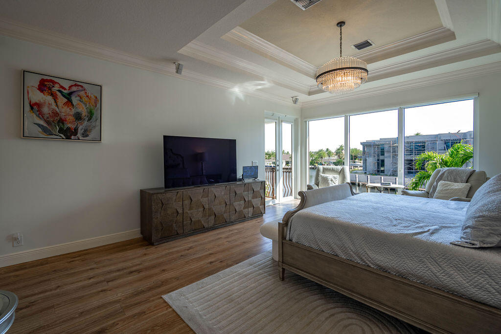 2530 NE 31ST, Lighthouse Point FL 33064