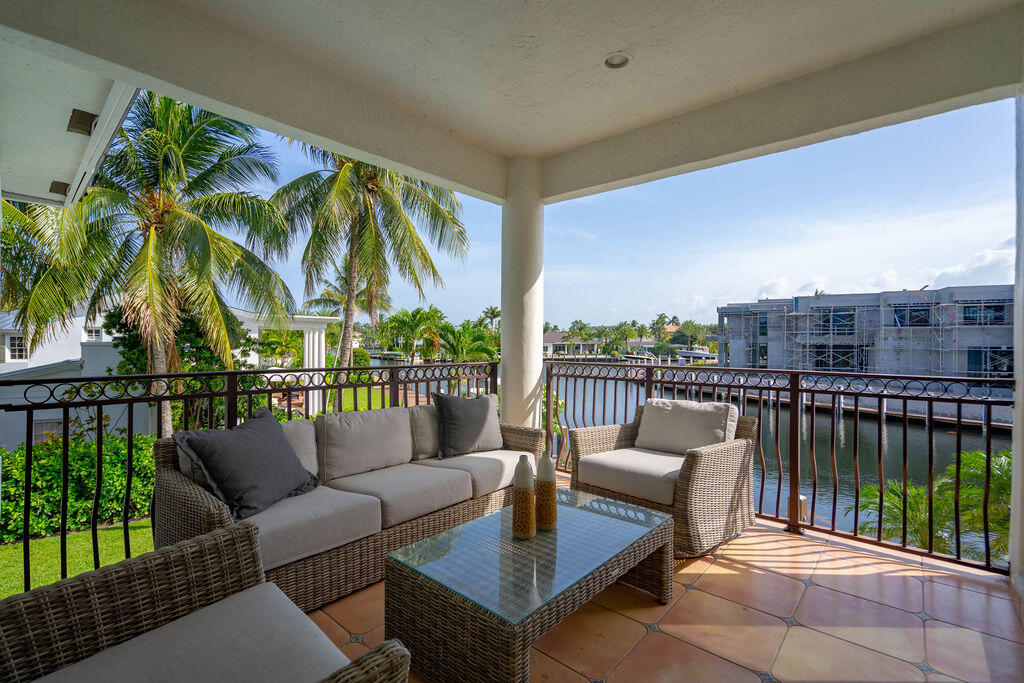2530 NE 31ST, Lighthouse Point FL 33064