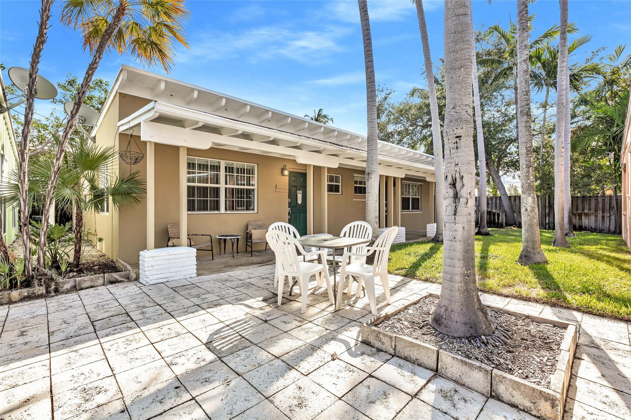 805 NE 17th #4, Fort Lauderdale FL 33304