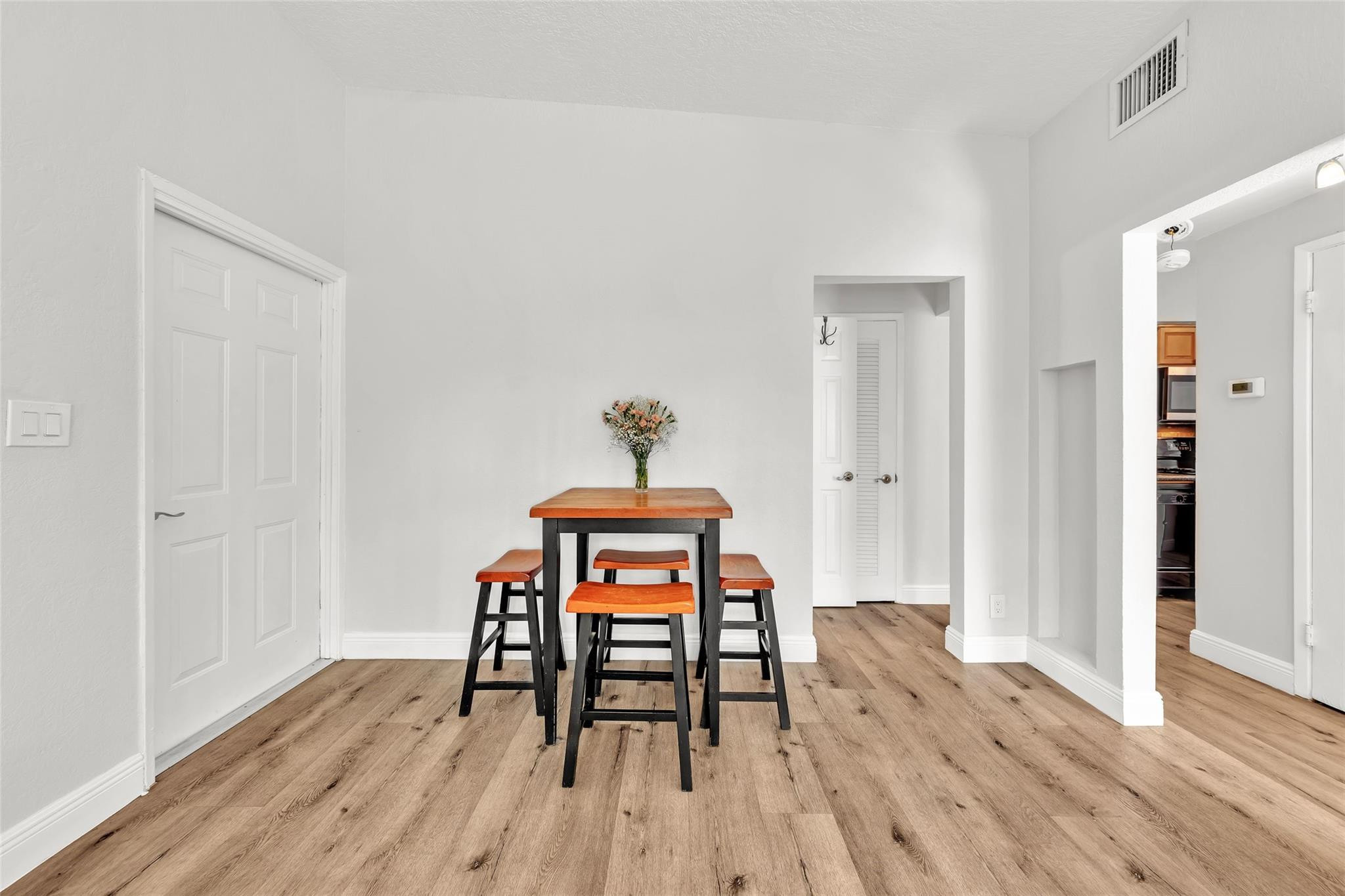 805 NE 17th #4, Fort Lauderdale FL 33304