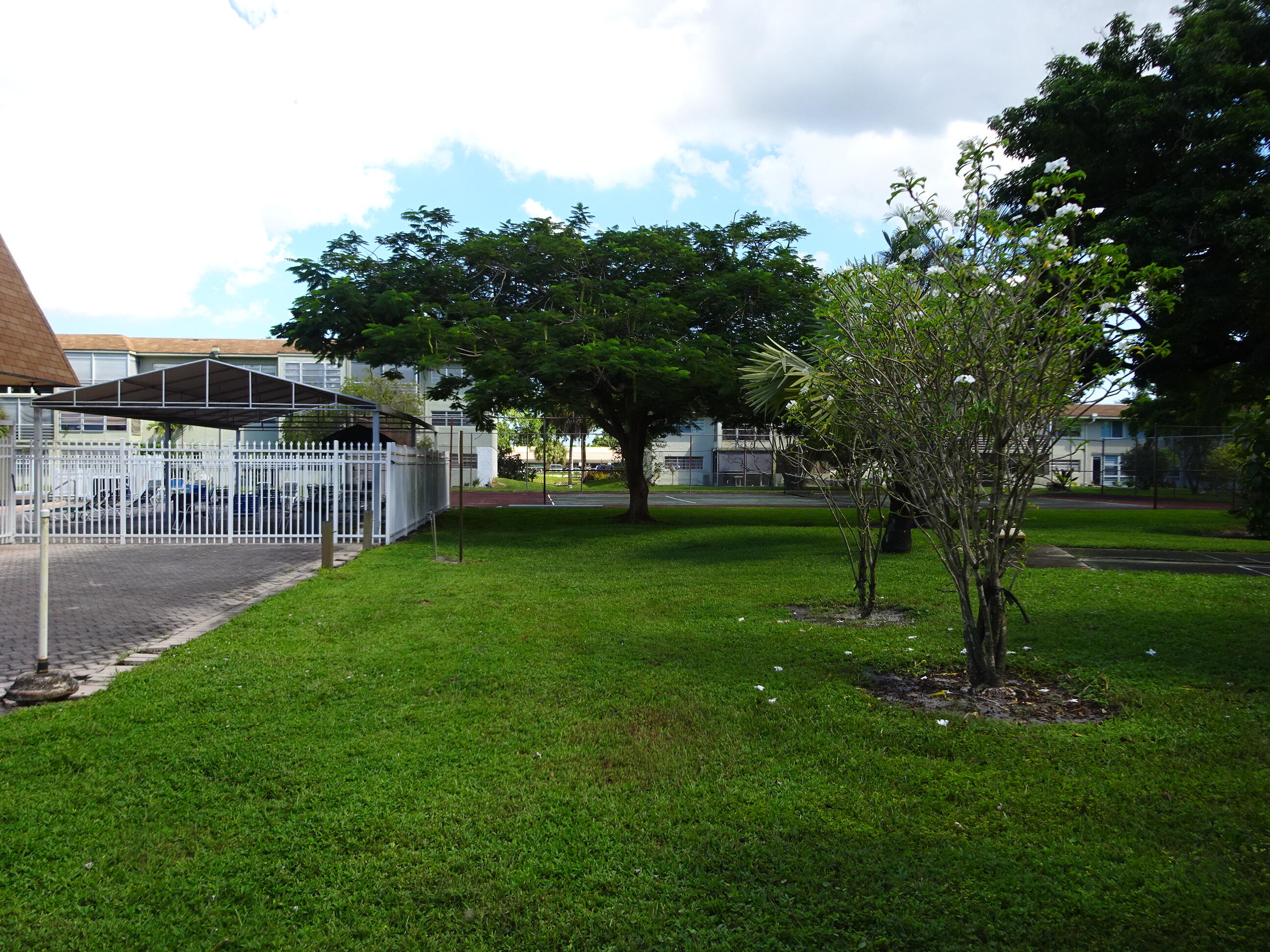 605 S STATE ROAD 7 #2D, Margate FL 33068