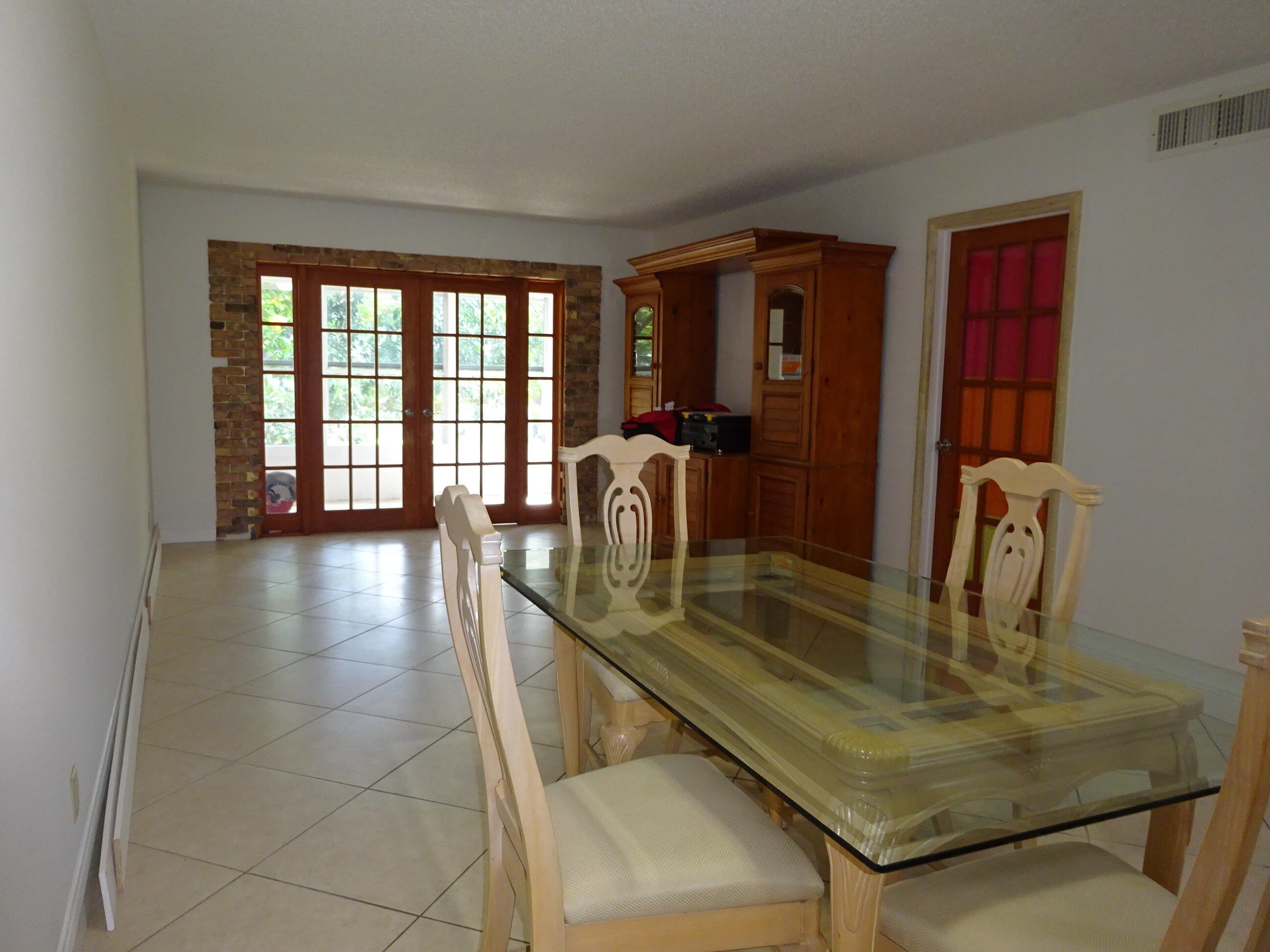 605 S STATE ROAD 7 #2D, Margate FL 33068